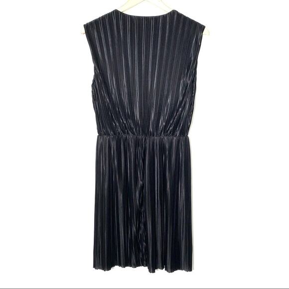 Cache black sleeveless wrap top dress size Medium M B95 - Picture 5 of 5